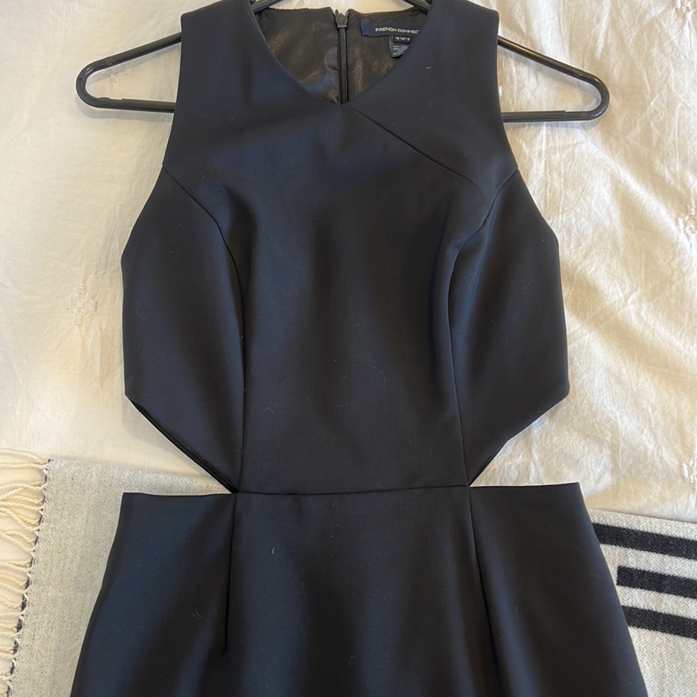 French Connection black cutout dress. Size 4. Like new!!! 🖤
